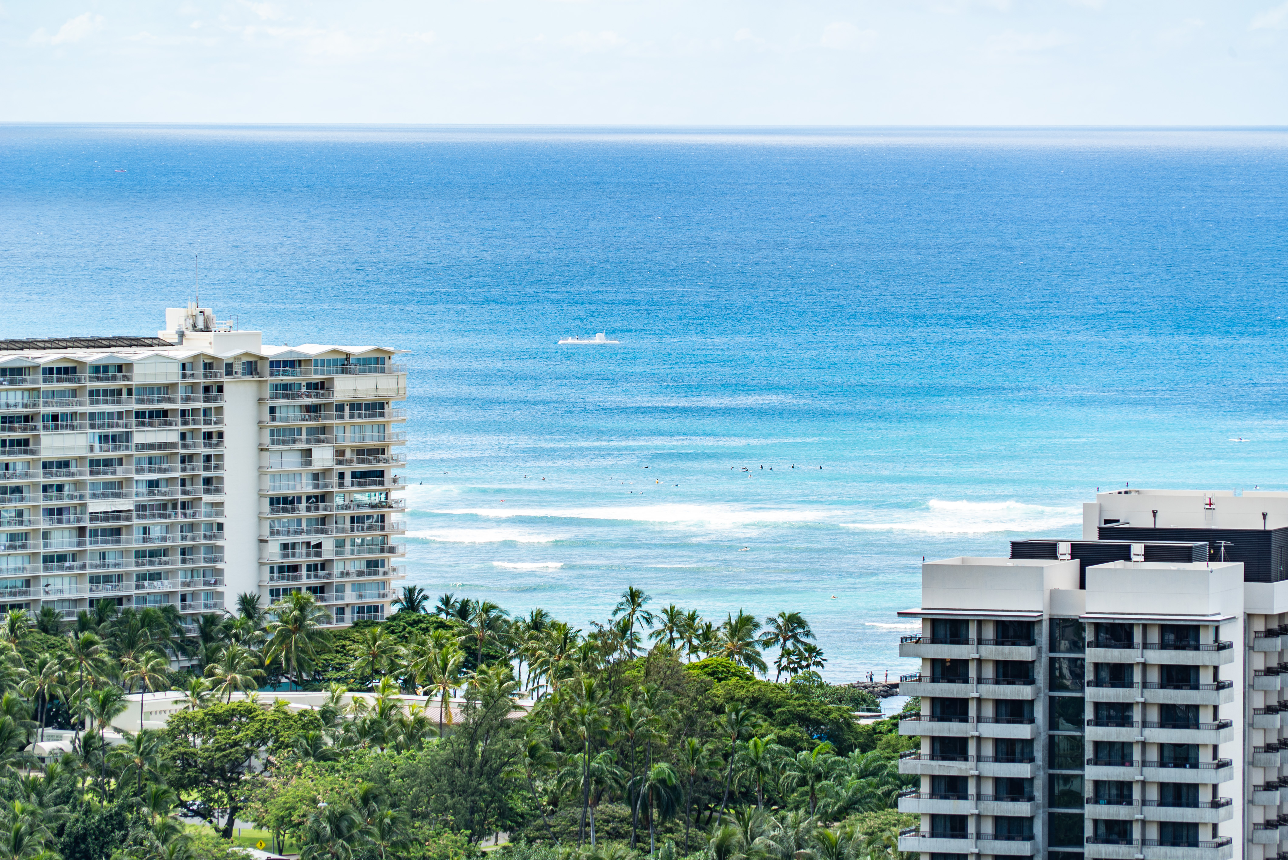 Allure Waikiki 　Condominium 　Luxury 　Vacation Rental 